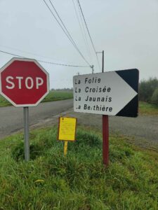 Enquête publique : panneaux d’affichage en campagne. Vous vous demandez peut-être pourquoi ?